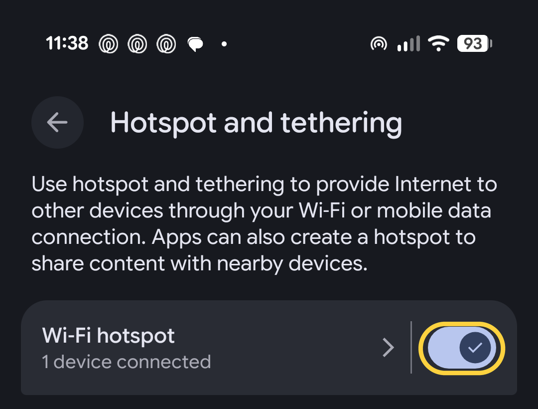 Android hotspot settings with the hotspot switch circled in yellow.